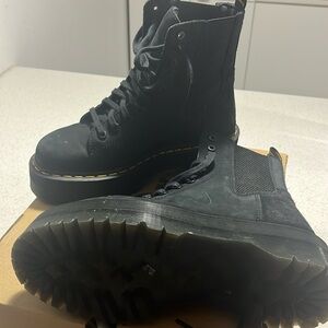 Dr Martens boots Jadon LTT black
